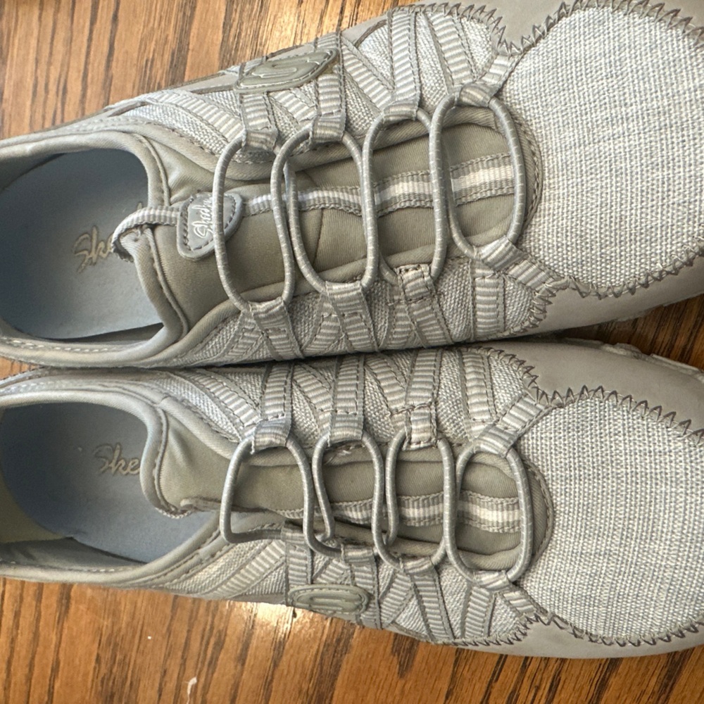 Skechers trainer shoes 7.5